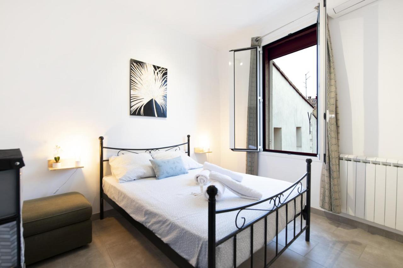 Suite Volupte Classee 3 Etoiles Avec Vue Sur Jardin, Climatisation Монпельє Екстер'єр фото
